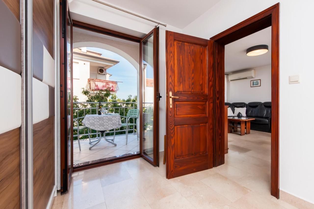 Guesthouse Santin Ровинь Экстерьер фото