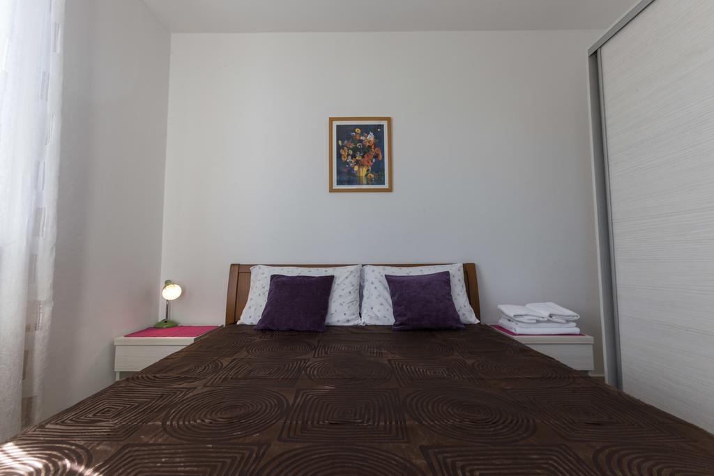 Guesthouse Santin Ровинь Экстерьер фото